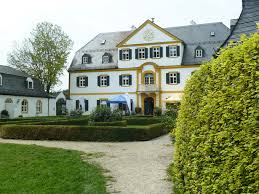 Philipp lahm mit neuem domizil am tegernsee. Philipp Lahm Sommercamp Galerie Lionsclub Munchen