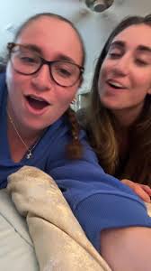 Israel Singer Brother and Sister Messy