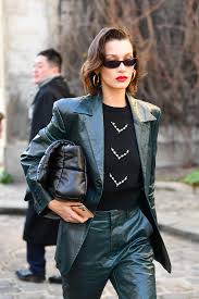 Along with her sister gigi, bella hadid has pretty much ruled the street style universe for the past few years. 21 Bella Hadid Outfits Bella Hadid Street Style