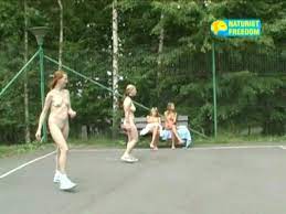 欧美/写真] 女孩夏日午后裸体运动[MP4/493MB/567P/TOP/BT] - X-rated films | 情色三级影视区- SiS001!  Board - [第一会所关闭注册]