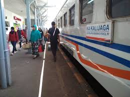 Jadwal kereta api stasiun balapan solo. Kai Poles Stasiun Solo Balapan Timlo Net