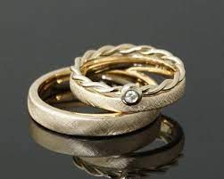 Pin Di Rings