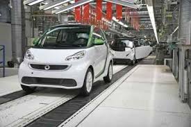 Smart Fortwo E Drive In Production Plant Http Www Benzinsider Com 2012 06 Smart Fortwo E Drive Now In Production Smart Fortwo Car Electric Smart Car