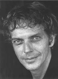 Skolan slut, sommaren in