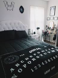 But is only good for halloween 22 Halloween Bedroom Decor Ideas That Inspire Digsdigs