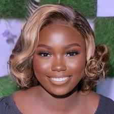 Esther James (@Esther_hive)