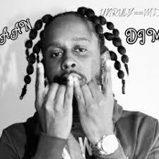 Devan Peters's Instagram, Twitter & Facebook