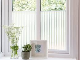 D C Home Neuer Look Fur Dein Fenster Unsere Sichtschutzfolie Mit Streifen