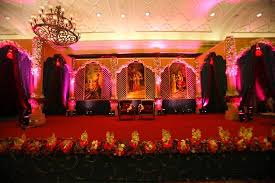A Beautiful Wedding Stage With A Theme Of Radha Krishna With A Royal Decor Style Wedding Stage Royal Wedding Themes Beautiful Weddings