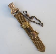 This page illustrates how fmco is used in messaging and chat forums. Sleuthing Your Vintage Jewelry For Stories Mjg