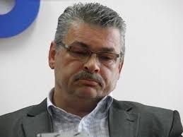Casa de asigurari de sanatate a ministerului transporturilor va fi transferata la casa nationala a asigurarilor de sanatate (cnas), a anuntat duminica, in cadrul unei conferinte de presa, noul ministru al transporturilor, relu. Seful Casei De Asigurari De Sanatate Arad Gheorghe Domsa A Picat Examenul Live Arad Ètiri Din Arad