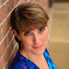 Anne Marvin (@truthinfantasy)