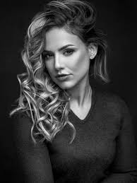 Natalie Vikner. 📷 Nico Heudron.