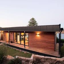 Pin By Este Jooste On Ideas For The House Beach House Interior Design Prefab Homes Small Beach Houses