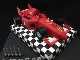 Jetzt sind sie endlich alle da: Ferrari Formula 1 Cake Ferrari Cake Racing Cake Car Cake
