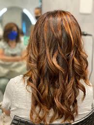 Decidi in base alle tue preferenze e arricchisci i tuoi capelli con riflessi dorati, biondi o anche rossi o ramati. Brown Nuances Inspiration Marco Luciani Parrucchieri