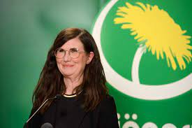 Segertippade märta stenevi valdes till miljöpartiets nya språkrör på söndagen. Marta Stenevi Nytt Sprakror For Miljopartiet Aftonbladet