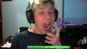 Adrian Cueva (@AdrianCuevaC)