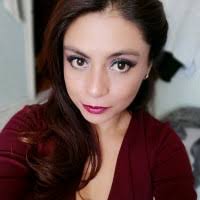 30+ "Roxana Lucas" profiles