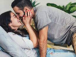 How to know if you should marry someone. 5 Expert Approved Signs You Re With Someone You Should Marry Glamour