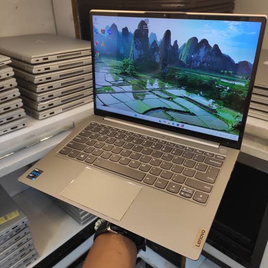 Lenovo 13S G2