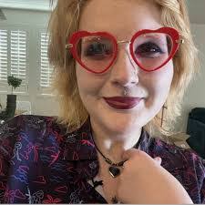 Jasmine Shoemaker's Instagram, Twitter & Facebook