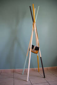 Comment Fabriquer Un Portemanteau Scandinave Le Tuto De Mon Magasin General Porte Manteau Diy Porte Manteaux Porte Manteau Scandinave