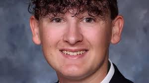 Ricardo Mazariegos's Instagram, Twitter & Facebook