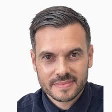 Kumba 🌻 (@Kumbearxo)