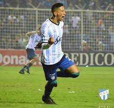 70' atletico tucuman takımında oyuncu değişikliği; Atletico Tucuman On Twitter Superligaquilmesclasica Aliendro Aliendo Festejo Del Gol De Rodrigo Aliendro Que Le Dio La Victoria Al Decano Atoficial 2 1 Colonoficial Vamosdecano Https T Co 6aevlraapz