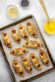 The german name of this favorite party snack literally translates as little sausage(s) in . Hot Dog Puff Off 67