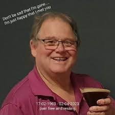 Sandra Mauger's Instagram, Twitter & Facebook