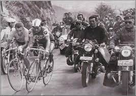 Le dos arrondi, anquetil est ' profilé. Pin On Il Etait Une Fois