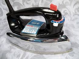 Black And Decker Classic Iron Reviews Sold Retro Look Black Decker The Classic Steam And Dry Iron Black Chrome F63d