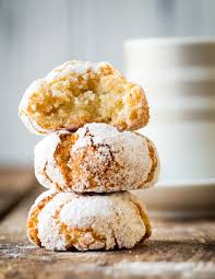 Italian Amaretti Cookies Crisp On The Outside Chewy On The Inside A Great Gluten Free Way To Use Up Those Leftov Amaretti Cookies Desserts Italian Cookies