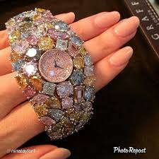 Pin By Eniko Balogh On Ideas Graff Diamonds Expensive Watches Diamond Watch