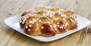 Brioche Aux Perles De Sucre Recept Brioche Voedsel Ideeen Gevlochten Brood
