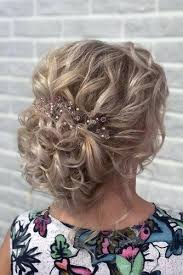 Your mother wants to look extra cozy and feminine on your special day? 63 Mother Of The Bride Hairstyles Hair Styles Hair Style Ideas