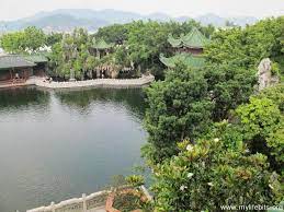 曾喬治的生活精華my life bits 廣州番禺寶墨園 鯉魚多到爆 號稱有十萬條金魚和錦鯉 趙泰來博物館baomo garden the good place
