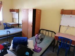 Located in shah alam, 1.6 miles from shah alam convention centre, hotel uitm shah alam provides accommodation with a restaurant, free private parking, a shared lounge and a terrace. Asrama Kolej Mawar Uitm Shah Alam