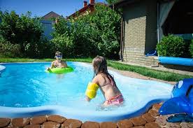 Odstranění fotek a videí z alba. 444 Little Girls Tongue Photos Free Royalty Free Stock Photos From Dreamstime