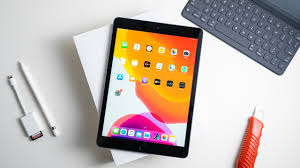 Visita il nostro sito o vieni a trovarci in negozio per scoprire le offerte su ipad mini, air, pro e molti altri! Apple Ipad 2019 32gb Fur 300 10 2 Tablet Mit Ios 11 Quad Core