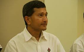 Dr vivian balakrishnan's gadget boxes; Dr Vivian Let S Not Talk About Video Anymore