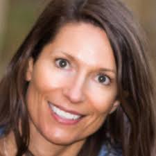 Christine Ogle's Instagram, Twitter & Facebook