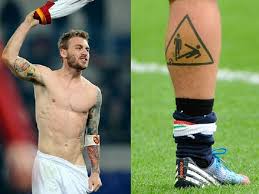 Paling keren 15 tato tulisan jepang | ide tato jepang. 8 Tato Terburuk Pesepak Bola Dunia Sepanjang Masa Lionel Messi Salah Satunya Semua Halaman Bolastylo Bolasport Com