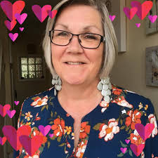 Can anyone recommend a nail tech who does BIAB 🤞