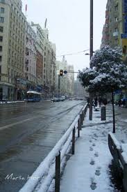 Batalla campal nocturna en la plaza de callao, en plena borrasca filomena, que ha dejado madrid colapsada por la nevada. 300 Madrid My Love Ideas Madrid Madrid Spain Spain