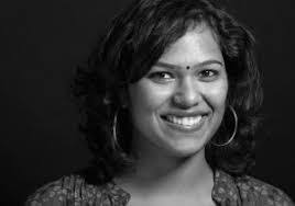 Sonia Thomas's Instagram, Twitter & Facebook