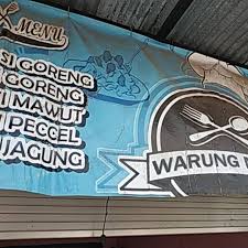 Warung makan bu jarno jalan raya marine atau dikenal jalan menuju dermaga pelabuhan perikanan tamperan, desa sidoharjo, kecamatan pacitan, kabupaten pacitan, jawa timur telp: Warung Mujur Rumah Makan