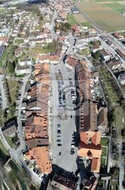 Schweizer qualität, kompetenz und leidenschaft inklusive. Aarberg Schweiz Fototapete Fototapeten Historischen Innenstadt Stadtzentrum Myloview De